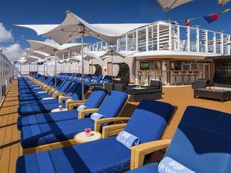 NCL Norwegian Bliss Vibe Beach Club 2 ©Norwegian Cruise Line.jpg